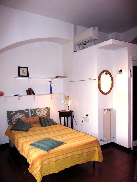 Residenza Turrena Aparthotel Перуджа Стая снимка