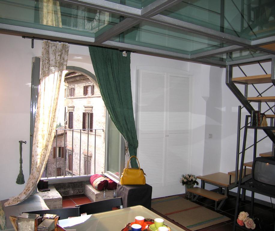 Residenza Turrena Aparthotel Перуджа Стая снимка